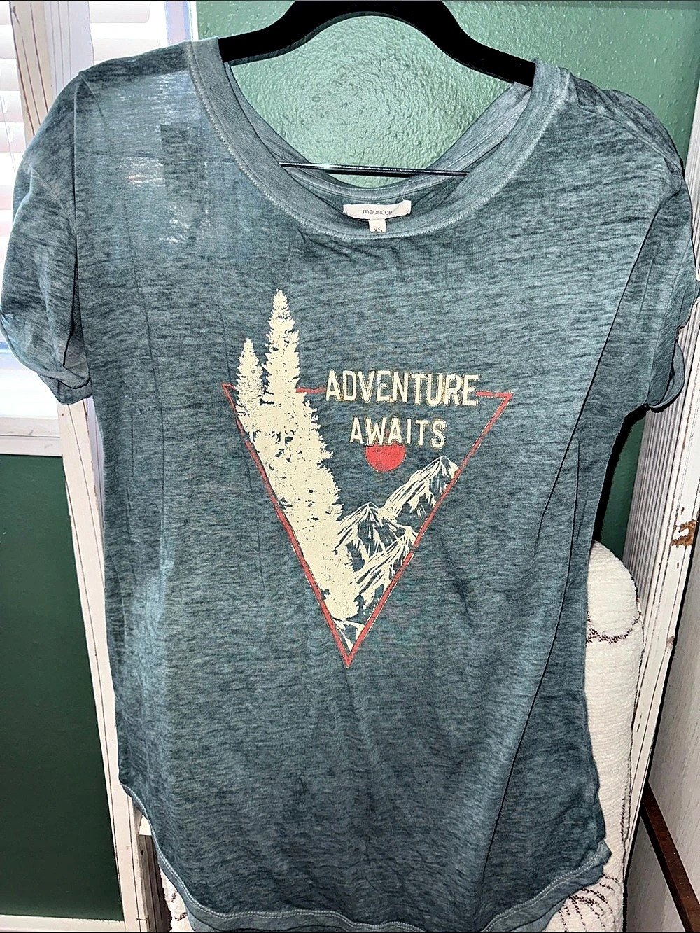 maurices Adventure Awaits Graphic Tee Green Size XS